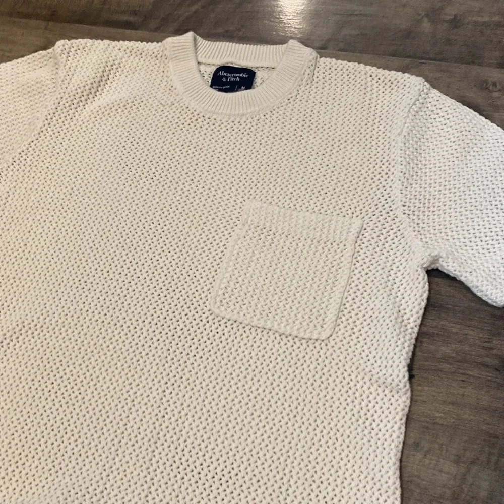 Abercrombie & Fitch Knit Pocket Sweater Medium - Picture 3 of 3
